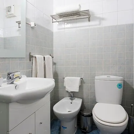 Guestready - Cosy Near Santa Justa Lift * Lissabon